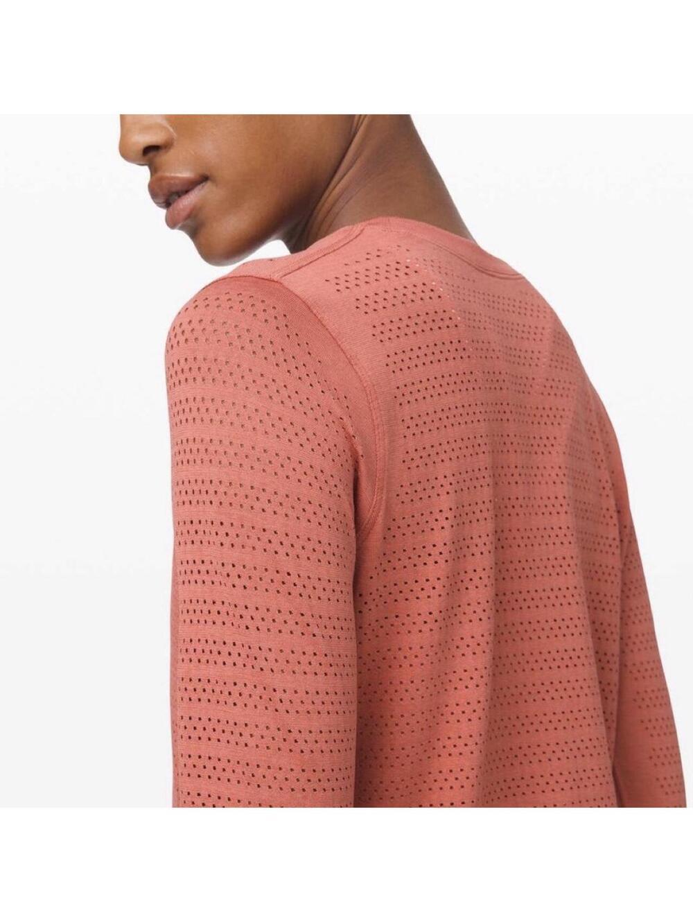 Lululemon Breeze By Long Sleeve Crew Athletic Workout Top activewear athletic